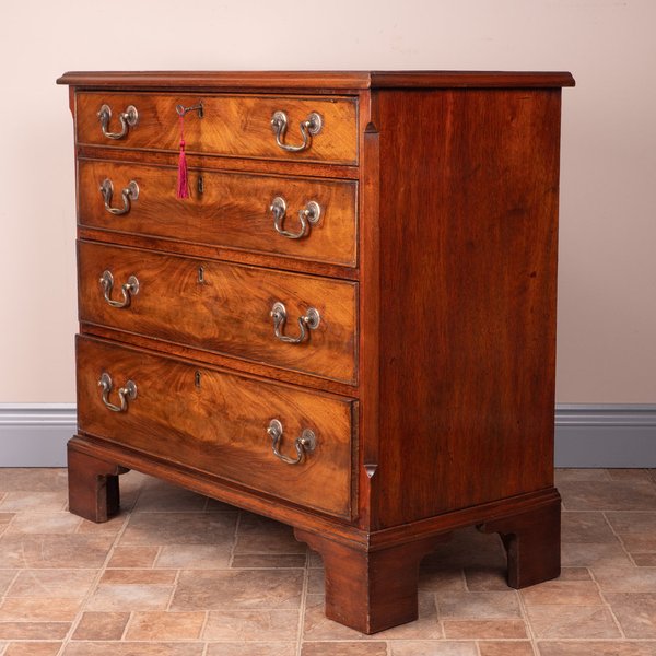 Small 19thC Mahogany Chest of Drawers