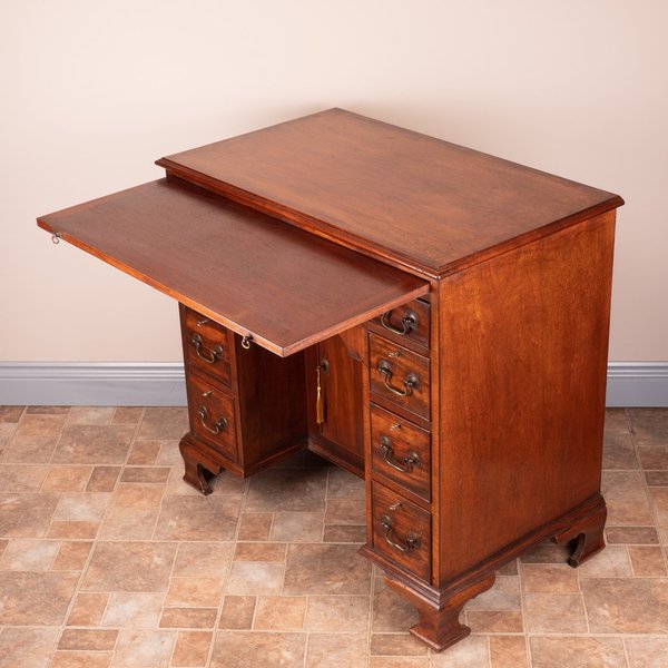 Mahogany Kneehole Desk With Brushing Slide