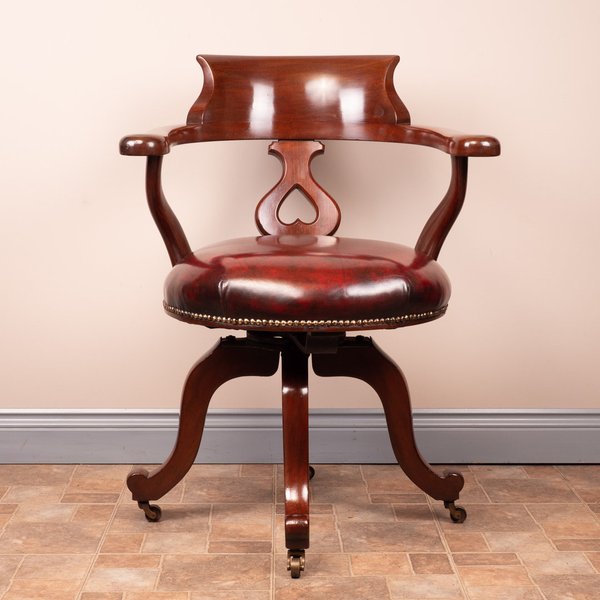Good Quality Mahogany Swivel Office Desk Chair