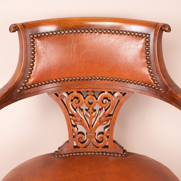 Good Quality Carved Walnut Revolving Office Desk Chair