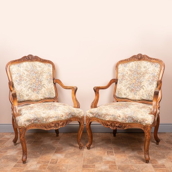 19thC Pair of French Walnut Fauteuils/Armchairs