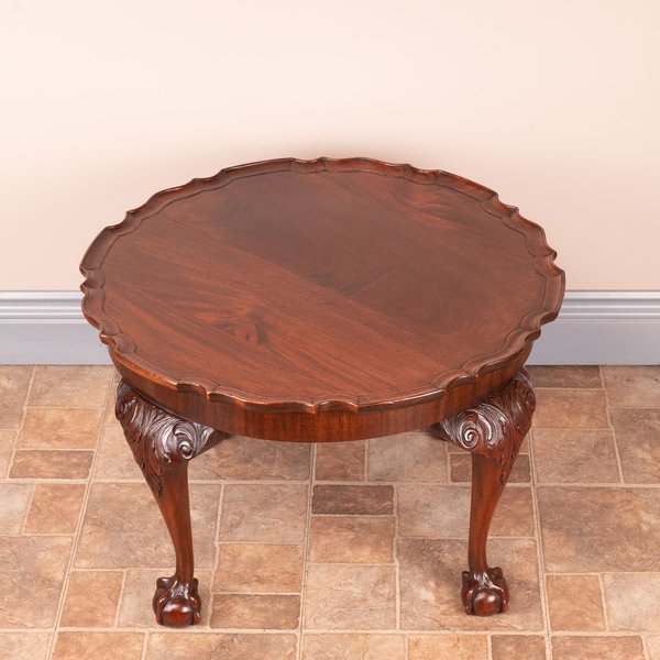 Good Quality Carved Mahogany Pie Crust Coffee table