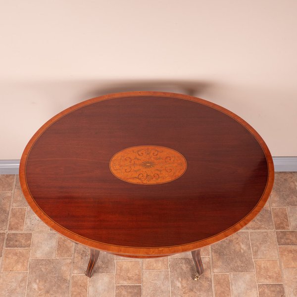 Good Quality Edwardian Inlaid Oval Mahogany Occasional Table